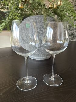 Tiffany & Co. Crystal White Wine Glasses for Sale in Renton, WA - OfferUp