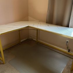 Modern Luxury Workspace