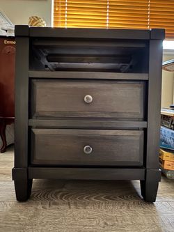 End table