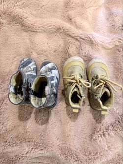 Toddler size 7 boots