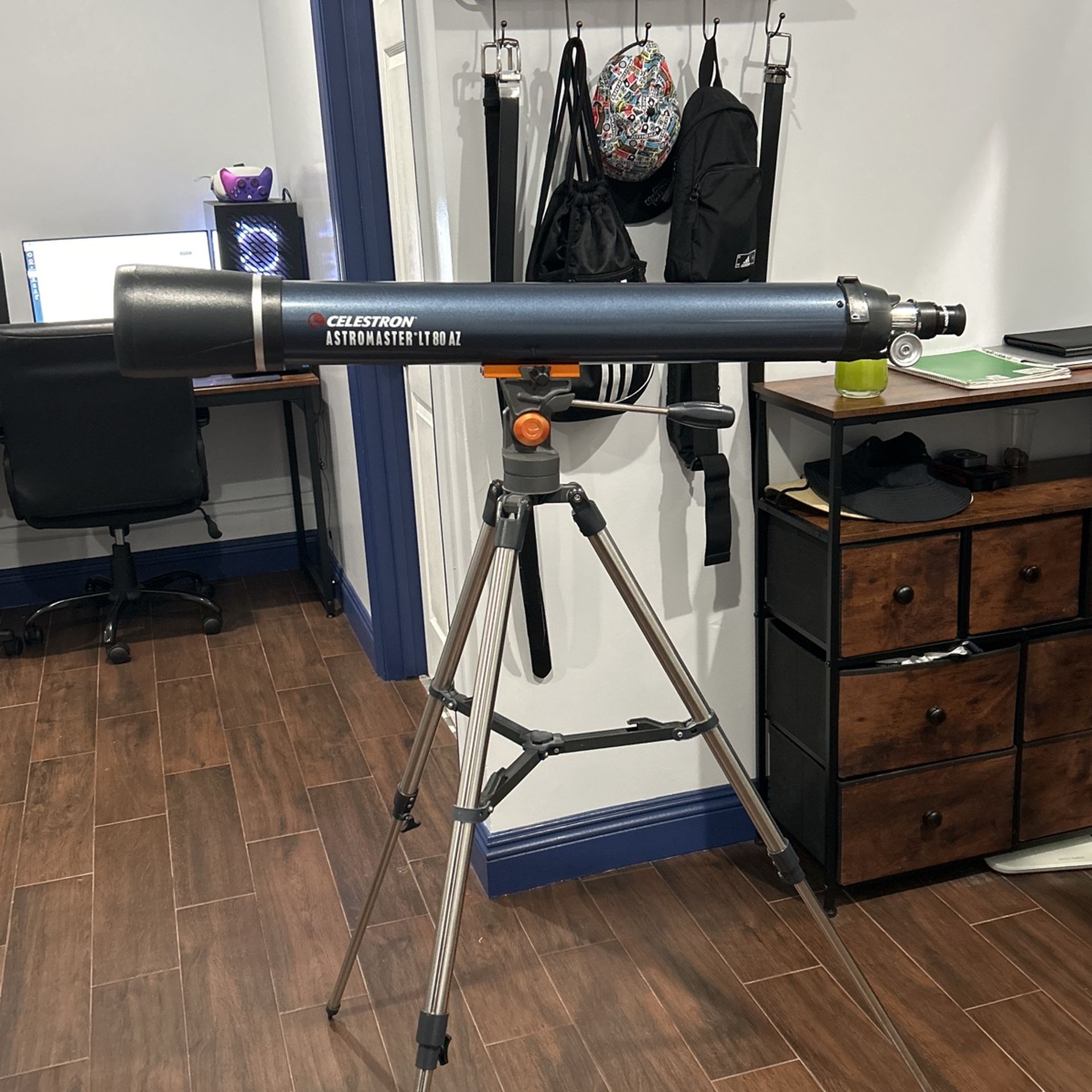 Celestron AstromasterLT 80AZ