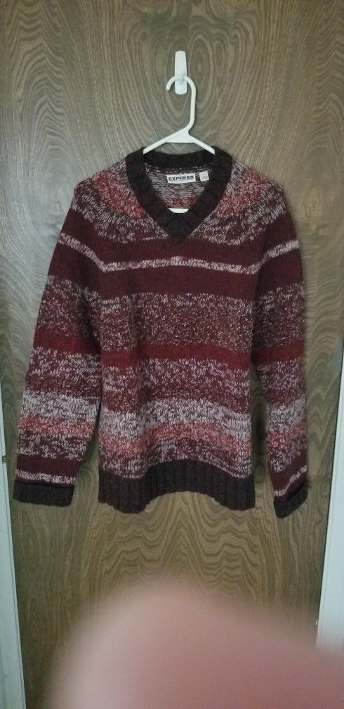 Express Sweater (large)
