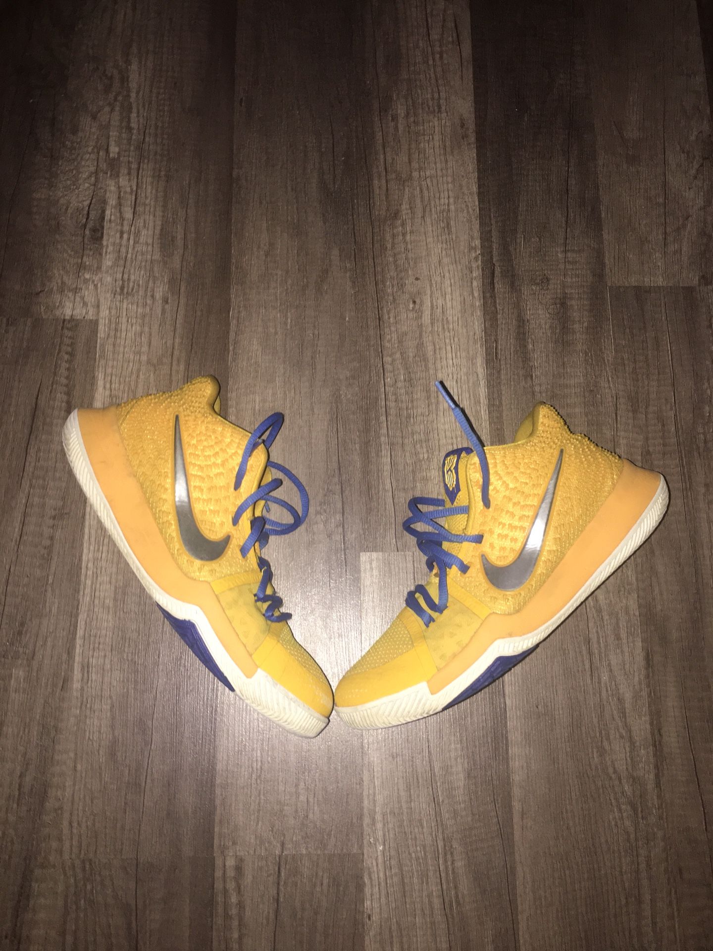Kyrie 3 Mac And Cheese