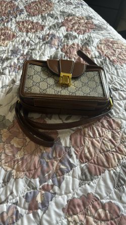 Crossbody GG