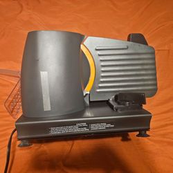 Deli slicer