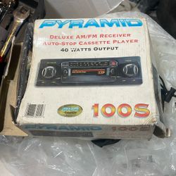 Pyramid Radio Cast Player 