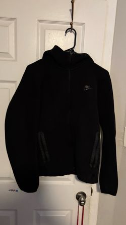 Nike tech black