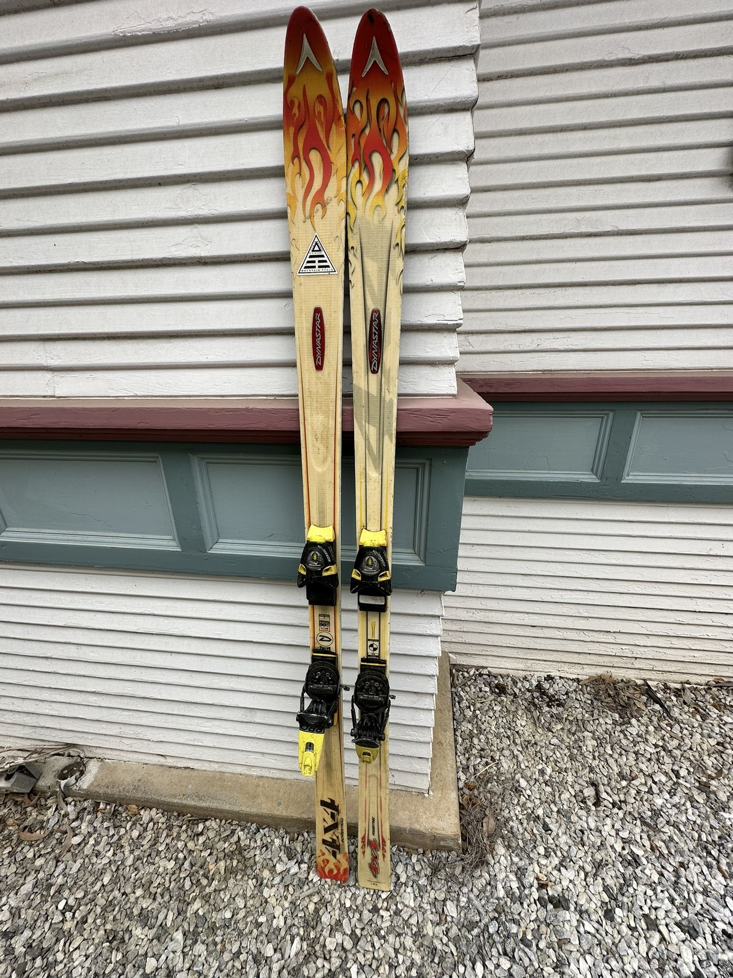Dynastar Powertrac 4x4 Skiis