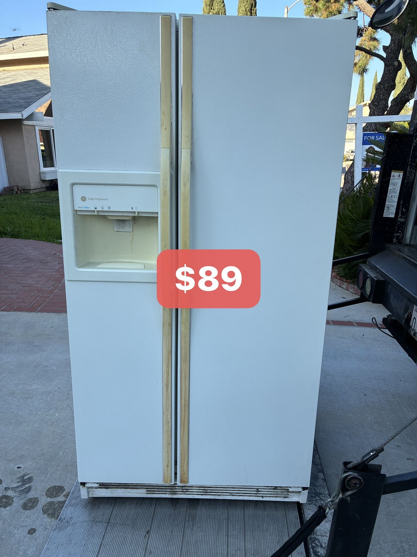 GE Side By Side Refrigerator 