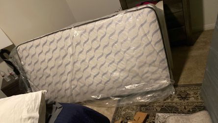 Twin mattress