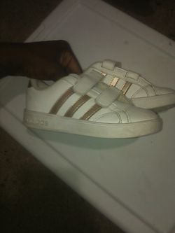 Adidas Rose Gold size 9Kids