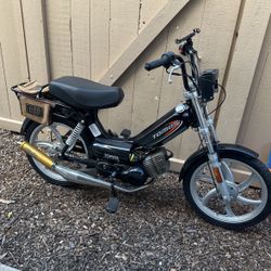 Motorcycle Tomos 