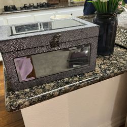 Jewelry Box Decoration storage box Moving Sale