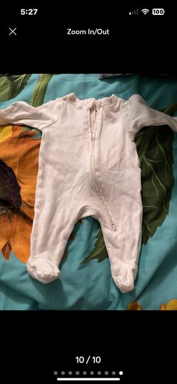 6 piece of Newborn boy and girl clothes