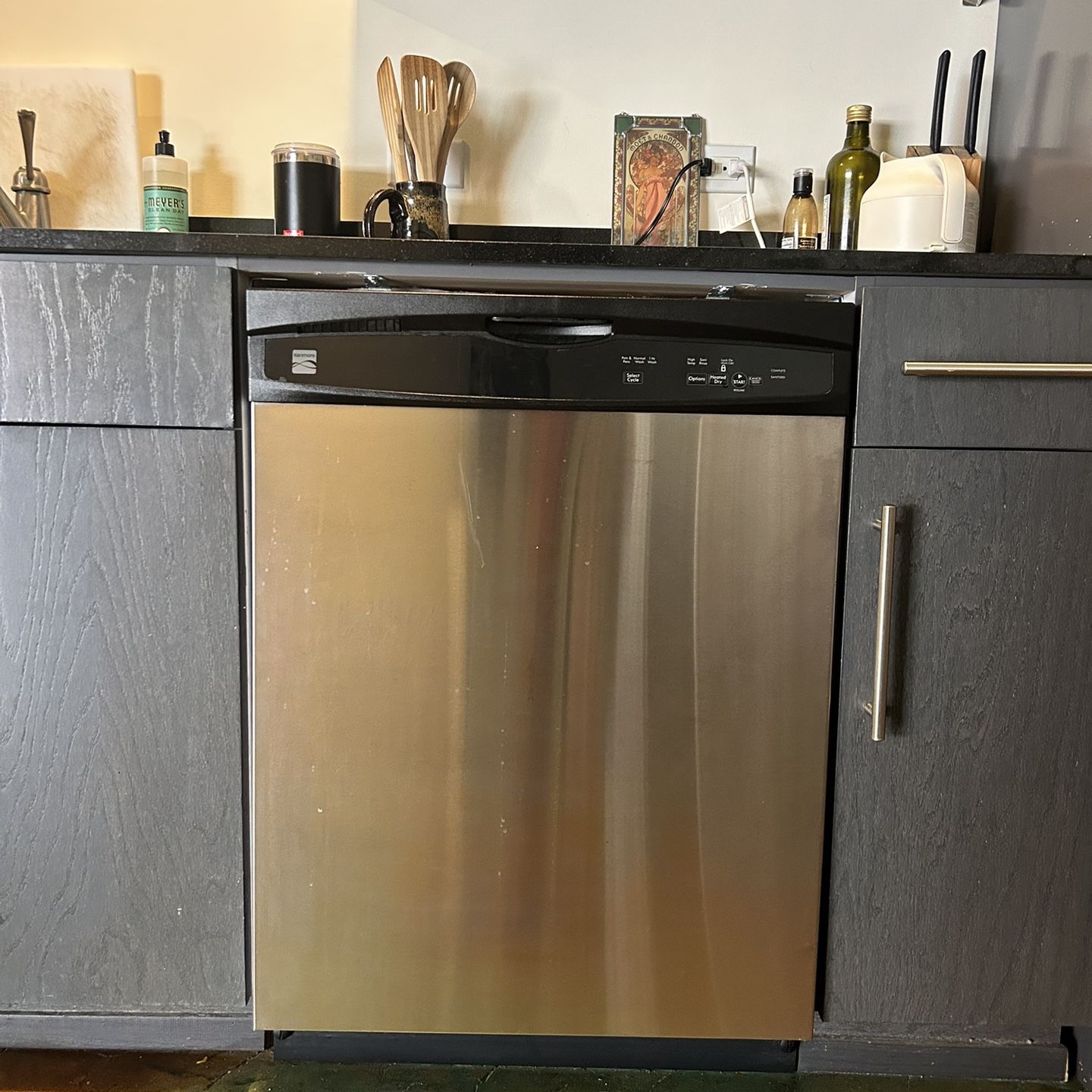 Great Dishwasher for less than $100