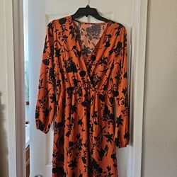 NEW LARGE LIGHT CASUAL DRESS