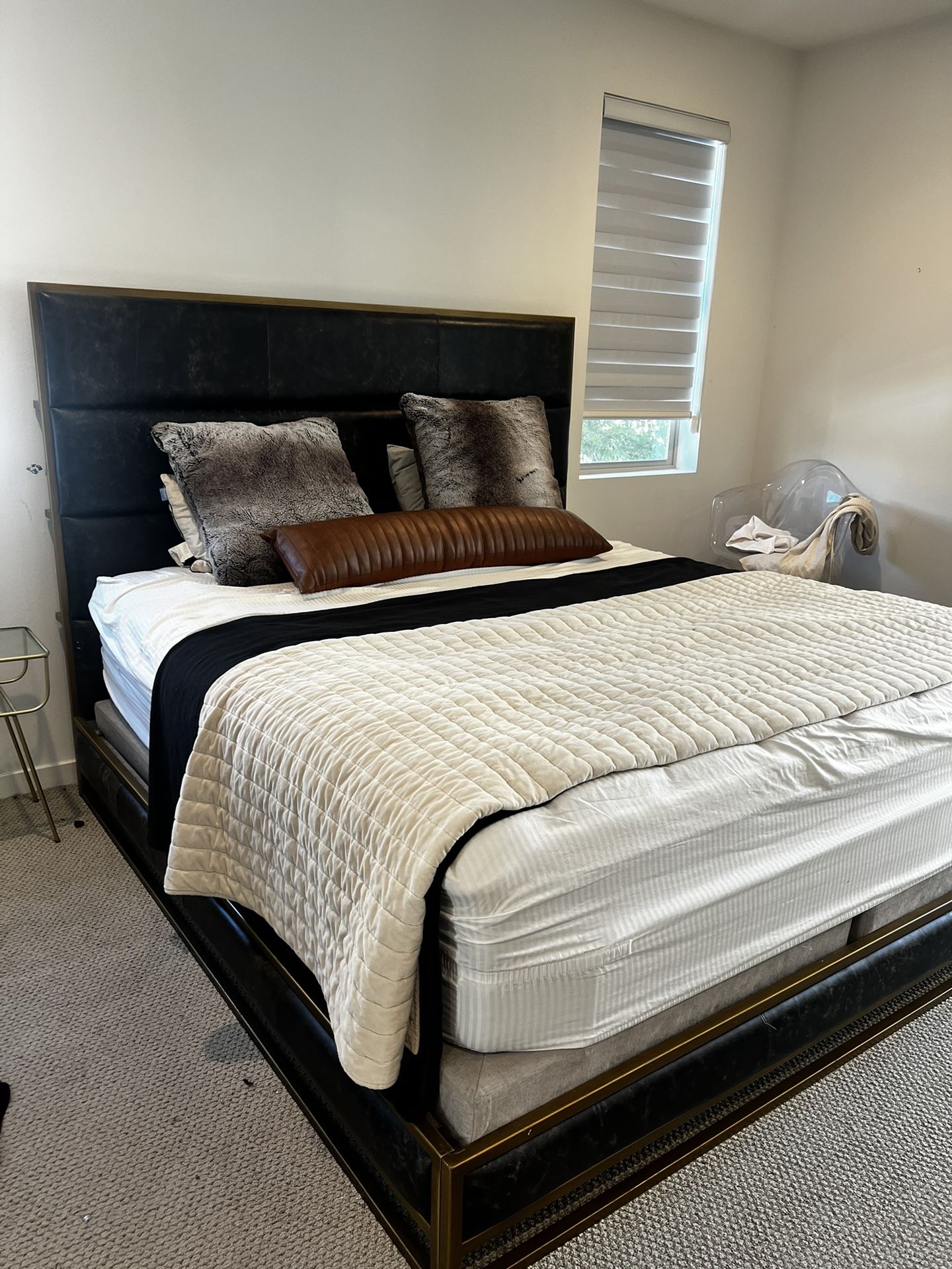 Crate And Barrel Oxford Black Gold Leather King Size Bed