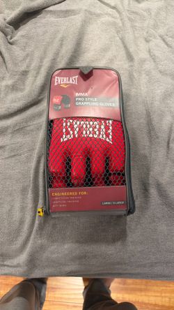 Everlast Grappling Gloves