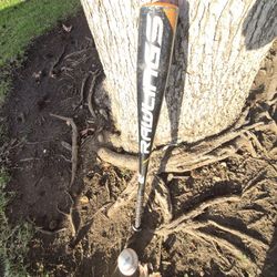Rawlings "BIG BARRELL " BAT. ( SEE PICS) LOCATED IN GLENDORA  CHECK OUT MY PAGE ALOT OF BASEBALL EQUIPMENT FOR SALE  "CHEAP "