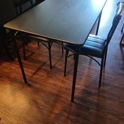 Dining Set w/2 Chairs And Table