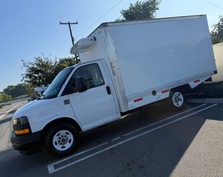 GMC savanna 2019