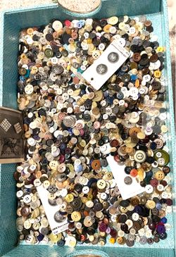 2.5# of Vintage Unsorted Buttons