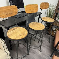 3 Bar Stools 