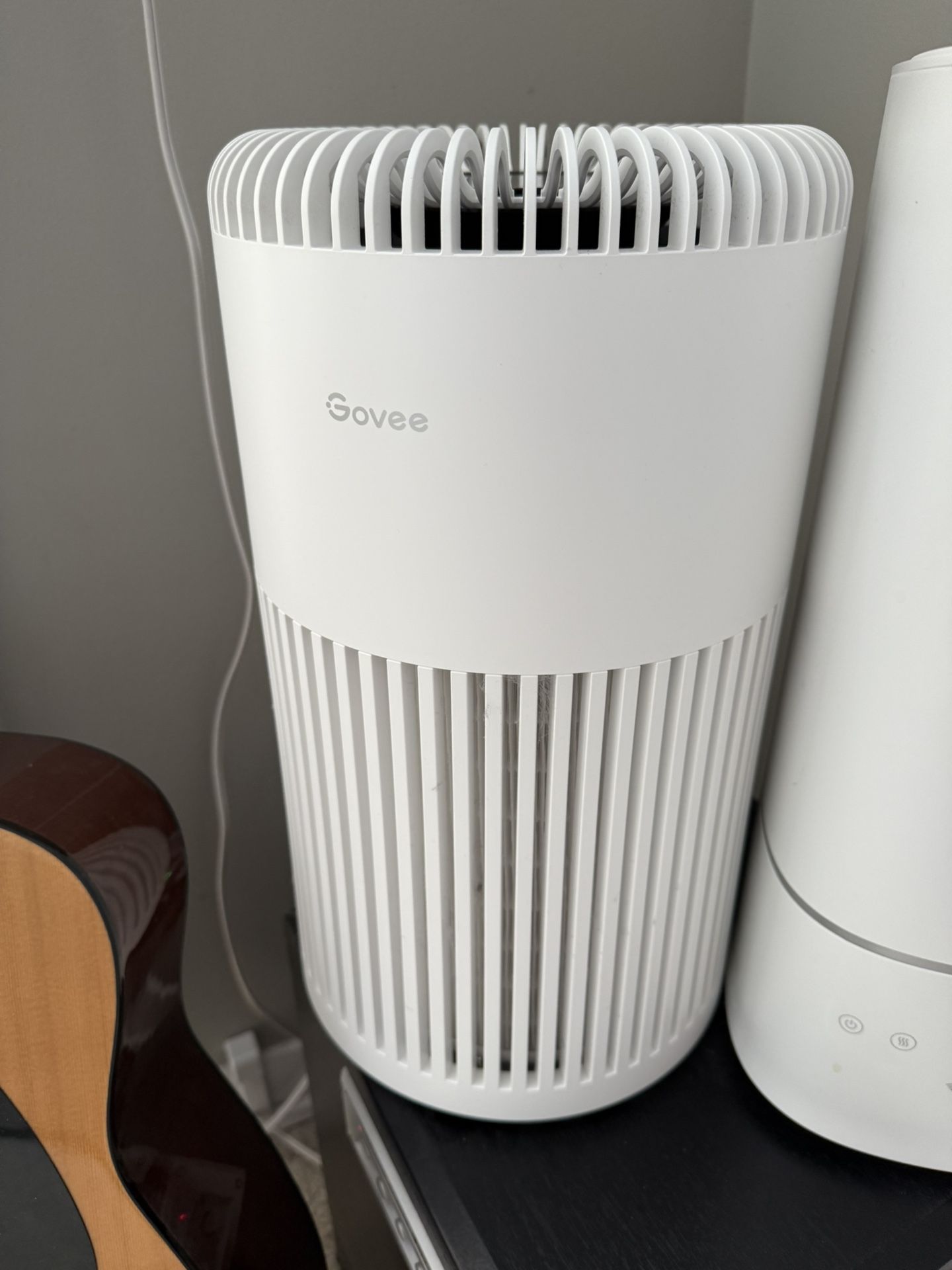 Govee Smart Air Purifier — White, HEPA, WiFi & App Control, Excellent Condition
