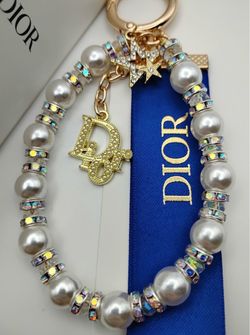 Keychain D I O R New Authentic MSRP $250