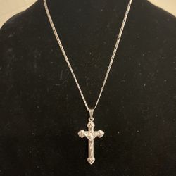 Figaro 24” With Cross Silver Chain