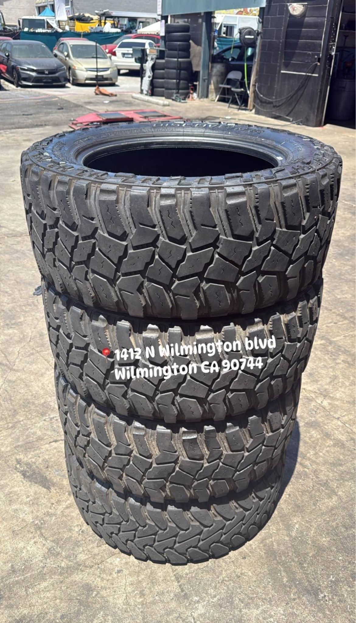 Vendo Un Set De Llantas LT 305/55R20 Marca COOPER 