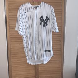 Derek Jeter Yankees jersey NIKE MEDIUM 