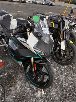 Cfmoto 450ss 2023