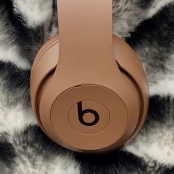 Beats & Kim Studio Pro Bluetooth Headphones 