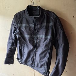 Bilt BLW20 Reflective Padded Waterproof Full Zip Buckle Motorcycle Jacket

Size M ( medium)

Excellent condition