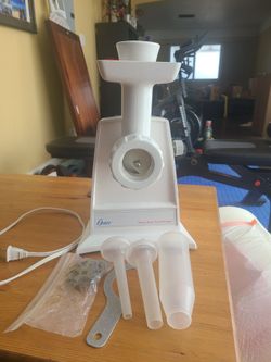 Oster Electric Heavy Duty Meat/Food Grinder