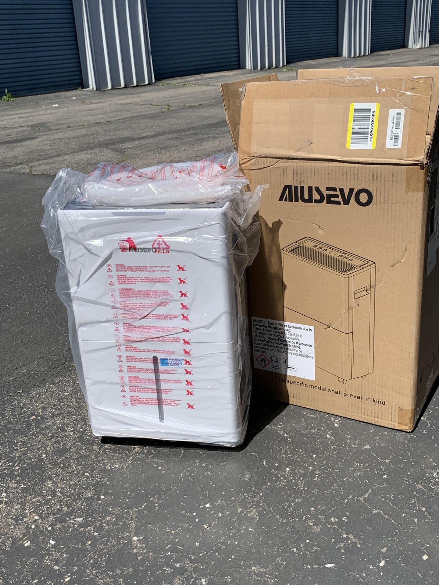 BRAND NEW AIUSEVO DEHUMIDIFIER