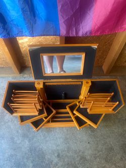 Lori Grenier’s “For Your Ease Only” Jewelry Box