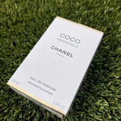 COCO CHANEL 