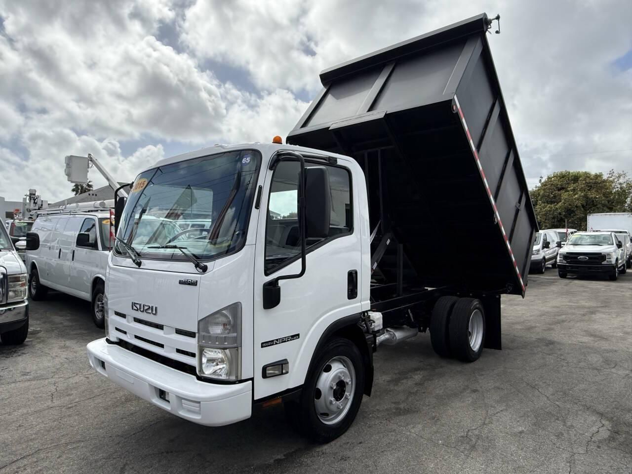 2015 Isuzu NPR HD REG