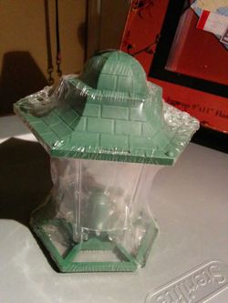 Bird feeder