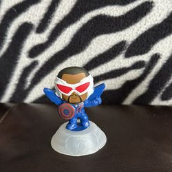 Disney 100 McDonald’s Toy