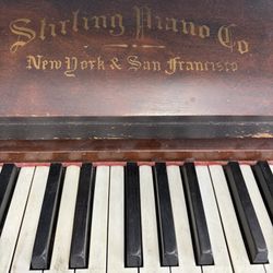 Antique Piano 