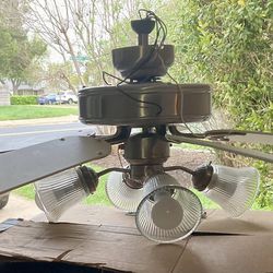 Ceiling Fan (works and includes all parts)