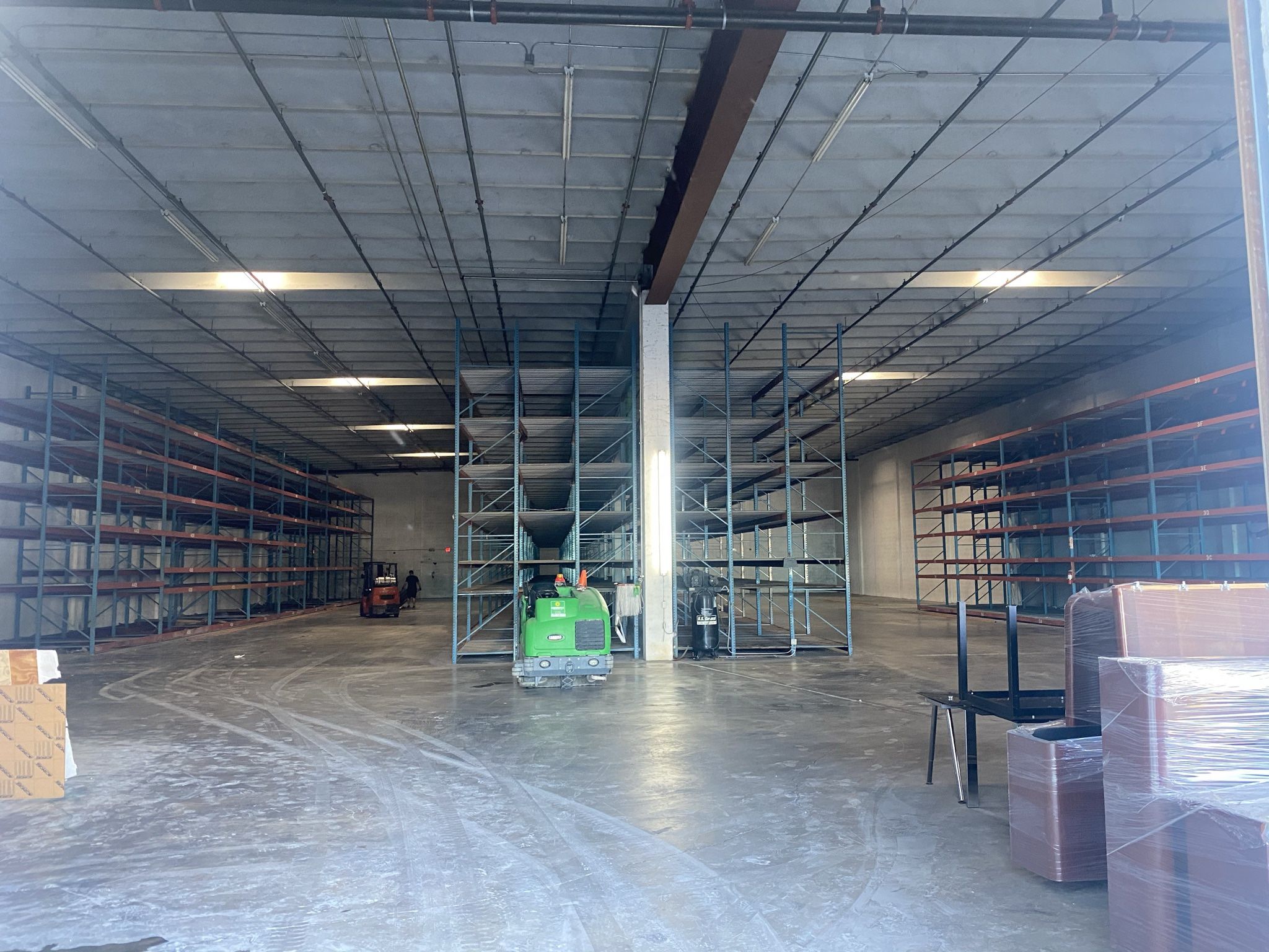 Used Like New Industrial Pallet Racking for Sale in Miami, FL OfferUp