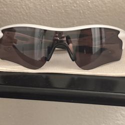 Oakley Sunglasses Great Condion!”
