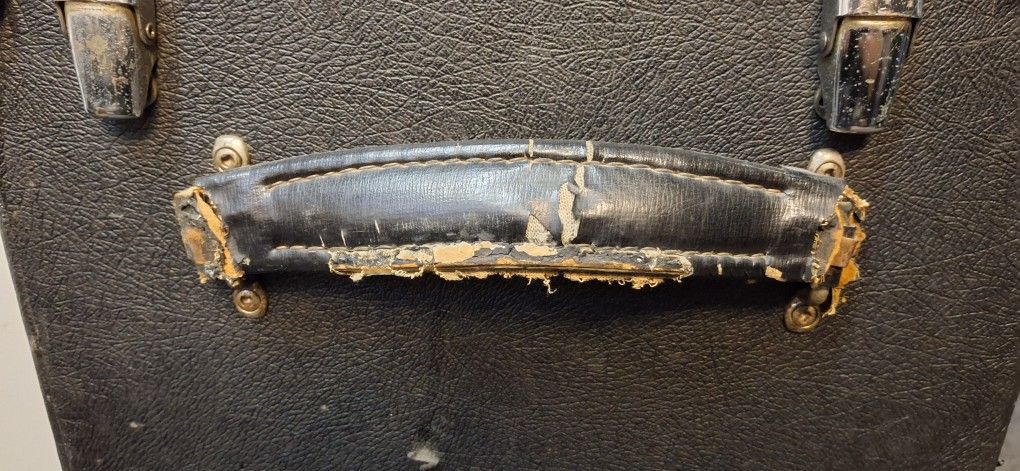 1970 Ampeg BT15 Flip Top Bass Amplifier