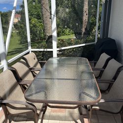 Outdoor Dining Table w/ 6 Chairs 