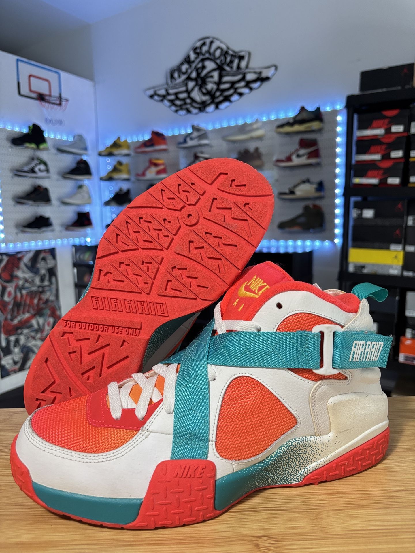 NIKE AIR RAID SIZE 11