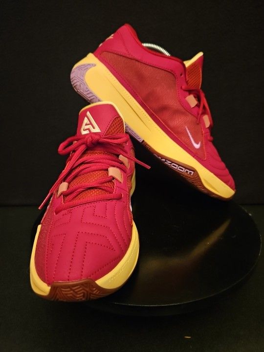 Nike Zoom Freak 5 Low Alphabet Bros Mens Size 8.5